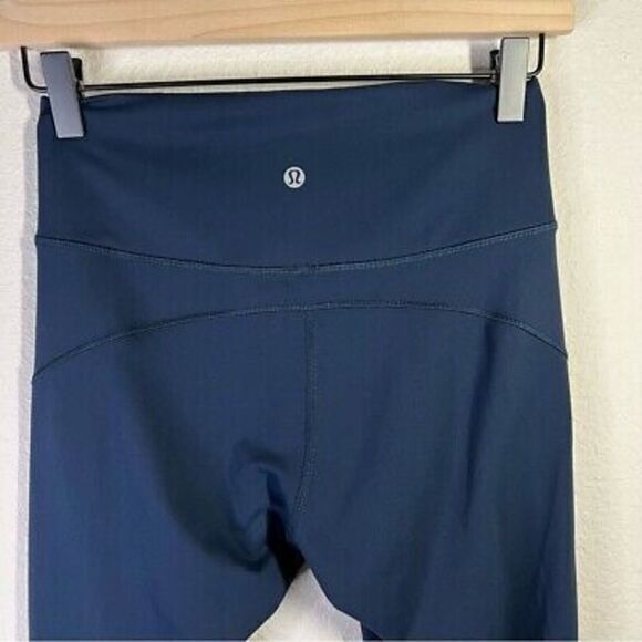Lululemon womens cropped teal leggings size 6 - Picture 2 of 8